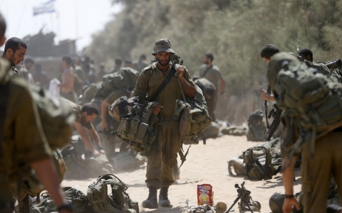 Thumbnail image for Cease-fire takes effect in Gaza; Israeli troops redeploy