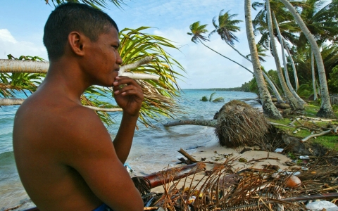 Thumbnail image for Canary in a coal mine: Extreme weather, rising seas plague atoll nation