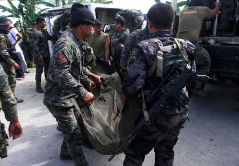 Thumbnail image for Rebel fighters kill dozens of Philippines commandoes 