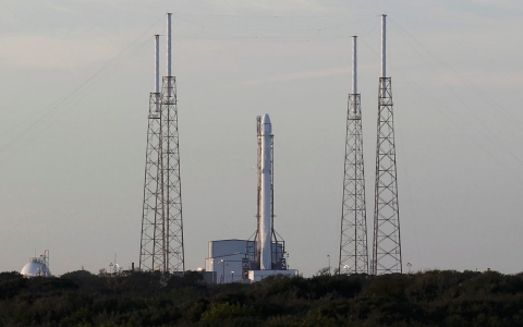 Thumbnail image for SpaceX forced to cancel rocket launch at last minute