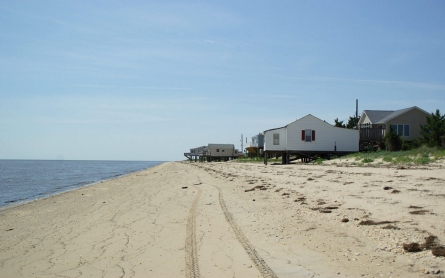 Flat and sinking, Delaware’s coast battered by rising seas 