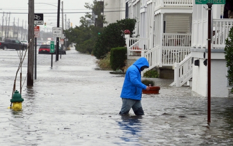 Thumbnail image for In fits and starts, East Coast adapts to a future full of Joaquins