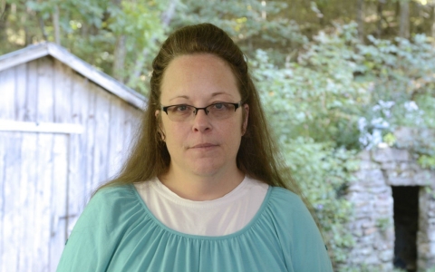 Thumbnail image for Vatican: pope’s meeting with Kim Davis does not signify support