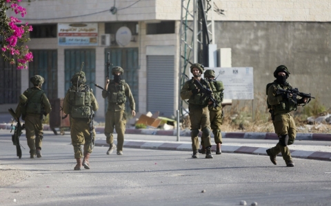 Thumbnail image for Israel bars Palestinians from Jerusalem’s Old City