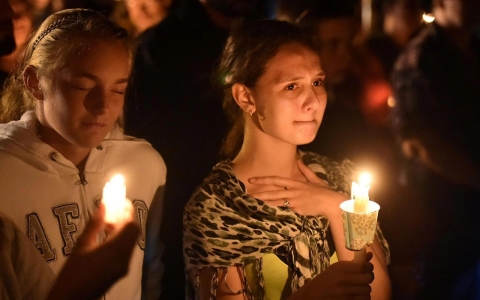 Thumbnail image for Mass shootings unlikely to sway 2016 presidential race