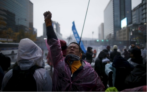 Thumbnail image for Anti-government rally in Seoul turns violent