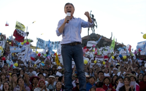 Thumbnail image for Argentina presidential race could end 12 years of liberal government