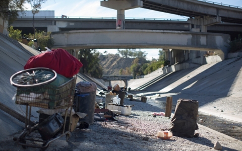 Thumbnail image for When family ties fray, migrant kids can land on streets