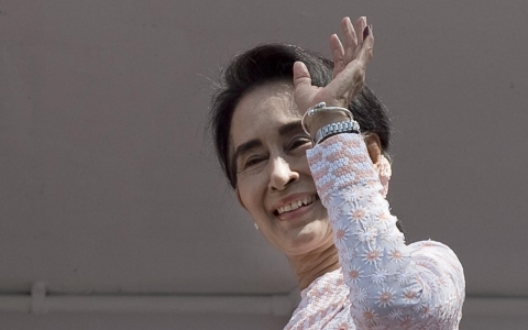 Thumbnail image for Myanmar ruling party concedes defeat as Suu Kyi's party heads for big win