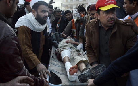 Thumbnail image for Suicide bombing kills 26, wounds 45 in northwestern Pakistan