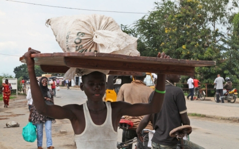 Thumbnail image for US envoy: Burundi on brink of civil war 