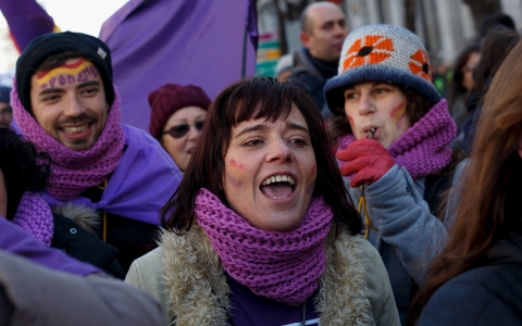 Thumbnail image for Spain’s young ‘party of change’ rocks to a ’70s beat