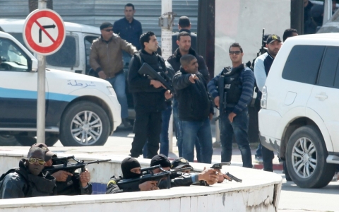 Thumbnail image for Attack sharpens Tunisia’s dilemma over a crackdown on extremism