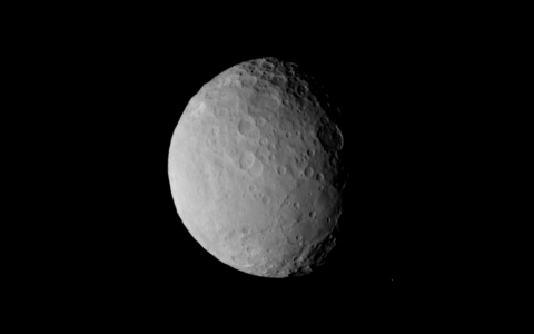 Thumbnail image for NASA spacecraft nearing its second stop, dwarf planet Ceres