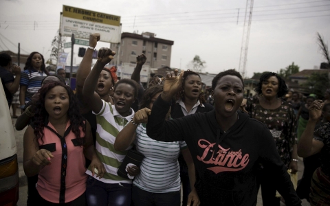 Thumbnail image for Tense count follows Nigeria vote marred by glitches, sporadic violence