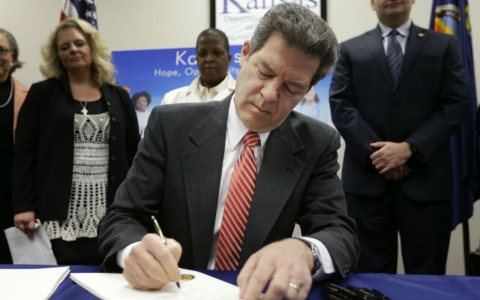 Thumbnail image for New Kansas welfare spending law is ‘tax on the poor’