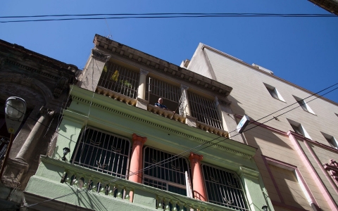 Thumbnail image for Airbnb expands to Cuba, offering rentals for American travelers