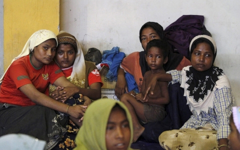 Thumbnail image for Thousands of Rohingya, Bangladeshi migrants believed trapped at sea