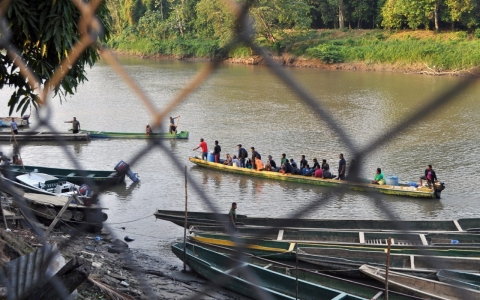 Thumbnail image for Crossing the Darién Gap: US-bound migrants marooned in Panama jungle