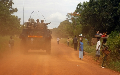 Thumbnail image for CAR to sue French soldiers over alleged sex-for-food child sex abuse