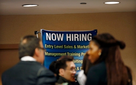 Joblessness falls to 7-year low in US, but wage growth still lags