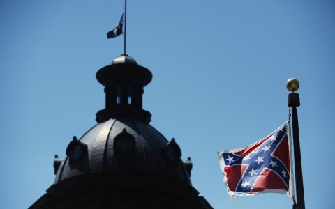 Thumbnail image for Activists say South Carolina should remove Confederate flag