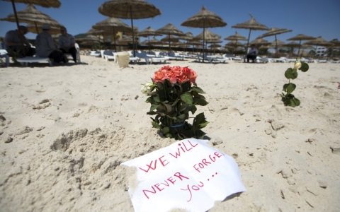 Thumbnail image for Accomplices sought in Tunisia attack