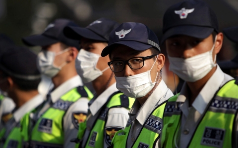 Thumbnail image for South Korea says MERS outbreak may have peaked