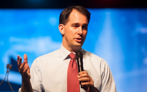 Thumbnail image for Scott Walker’s war with unions a likely boon for fundraising in GOP race