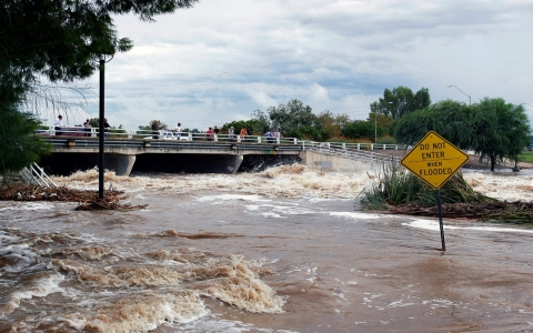 Thumbnail image for New climate report says Earth in hotter water