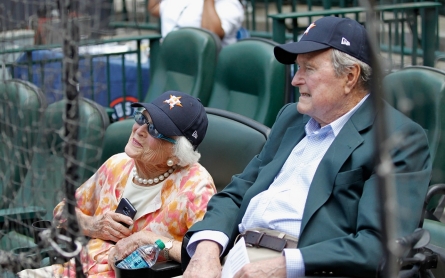 George H.W. Bush released from hospital