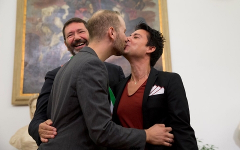 Thumbnail image for Italy violating rights of same-sex couples, European court rules