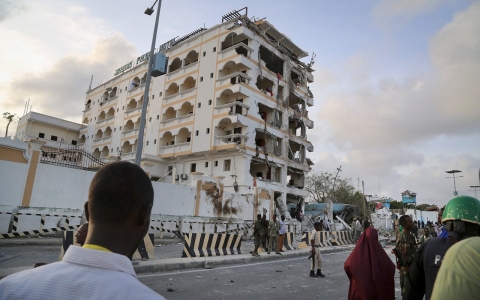 Thumbnail image for Al-Shabab launches deadly attack on Mogadishu hotel