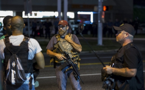 Thumbnail image for Oath Keepers return to Ferguson, fueling racial tension