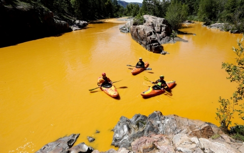 Thumbnail image for US waterways at risk from thousands of defunct mines lacking cleanup funds