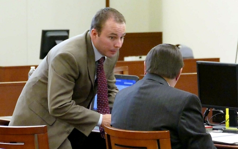 Thumbnail image for Jury deadlocked in trial of N. Carolina cop who killed unarmed black man