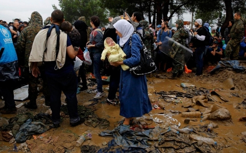 Thumbnail image for The refugee mothers who risk it all to take their babies to safety