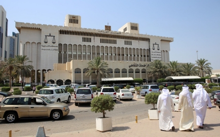 Kuwaiti court sentences 7 to death over mosque bombing