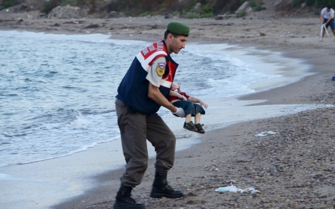 Thumbnail image for Grief of drowned Syrian boys’ father: ‘They are all gone’