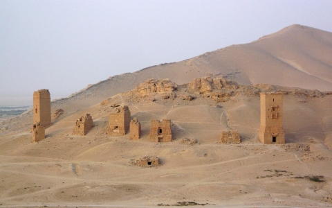 Thumbnail image for ISIL blows up tower tombs in Syria's Palmyra