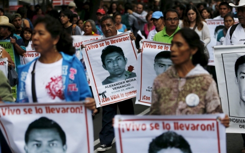 Thumbnail image for Mexican government's case on 43 missing students rejected