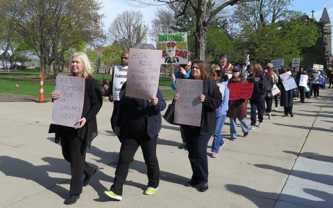 Thumbnail image for Detroit teachers’ rolling strikes shut down more than 60 schools