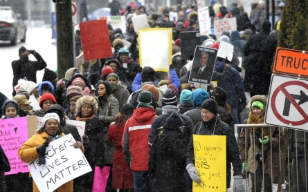 Detroit teachers protest hearing that could put an end to sickouts