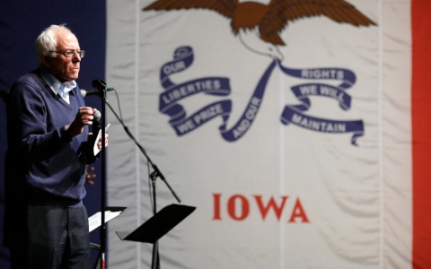 Thumbnail image for In Iowa caucuses, outsider candidates seek inside track