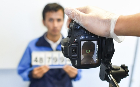 Thumbnail image for Germany registers record 1.1 million asylum seekers in 2015