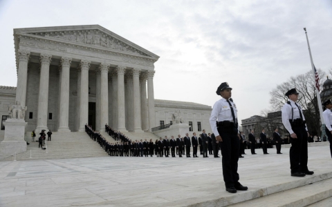 Thumbnail image for Scalia memorial service draws thousands  