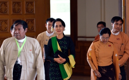 Myanmar sets timeline for power transition 