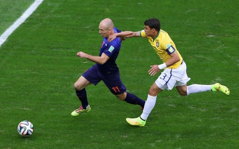 arjen robben thiago silva