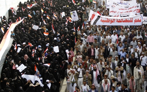 Thumbnail image for Yemen protesters flood capital as talks fail