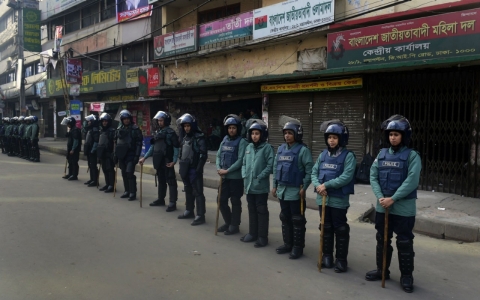 Thumbnail image for Bangladesh detains 7,000 opposition activists